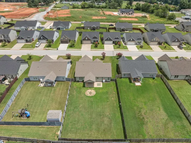 $274,900 | 253 Highland Spgs Loop, Inman, SC 29349