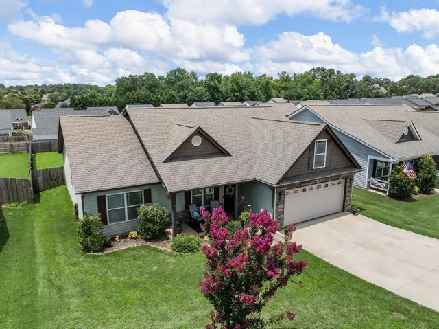 $274,900 | 253 Highland Spgs Loop, Inman, SC 29349