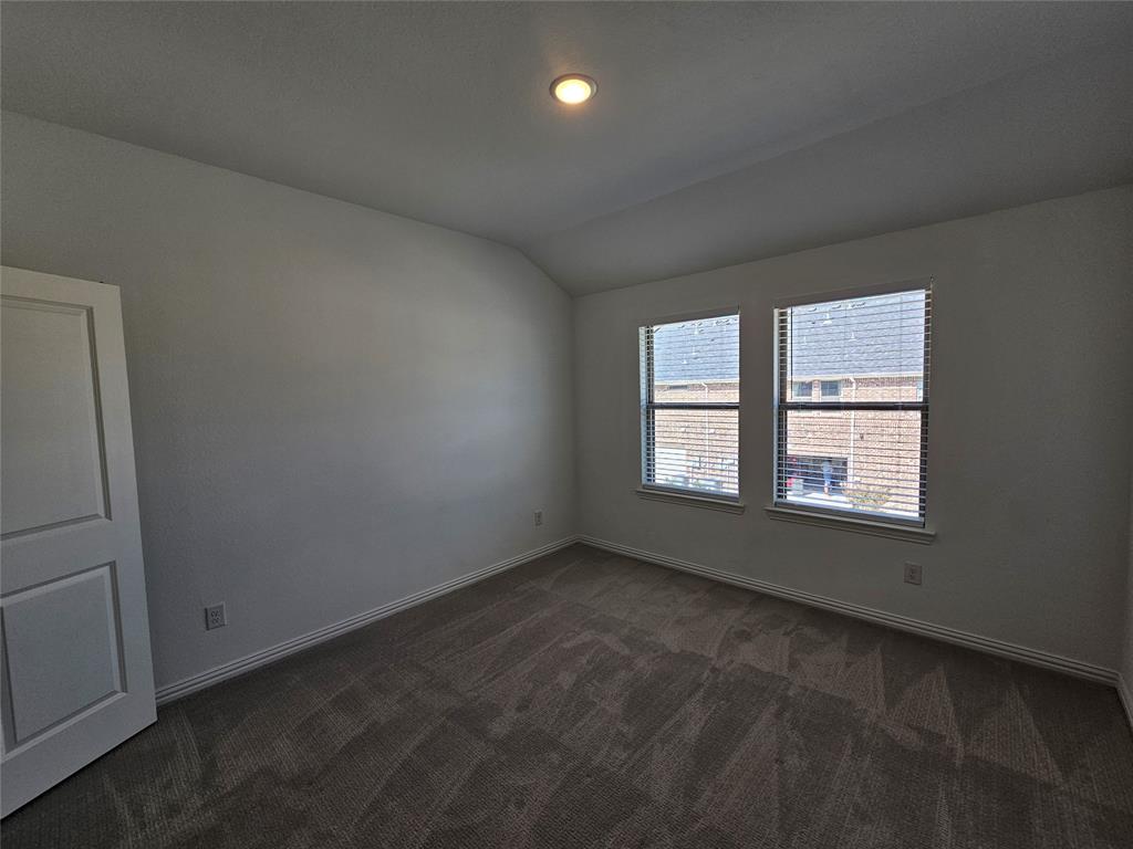 7280 Panicum Drive Frisco, TX 75033 - Photo 28 of 36 an empty room with a window