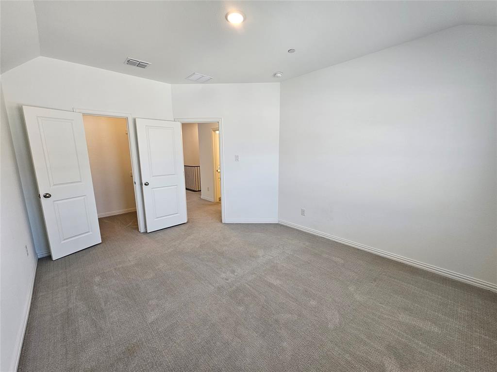 7280 Panicum Drive Frisco, TX 75033 - Photo 31 of 36 an empty room with a window