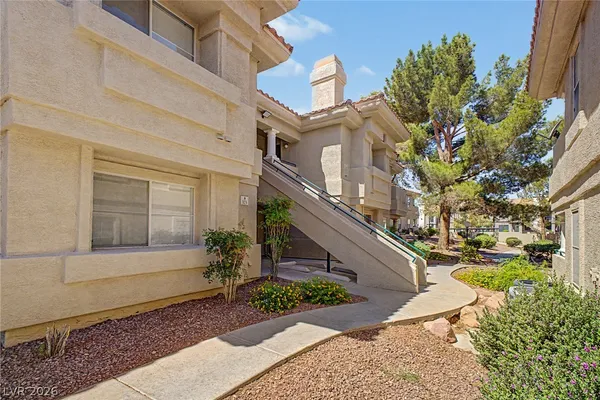 $1,350 | 381 Manti Place, Henderson, NV 89014