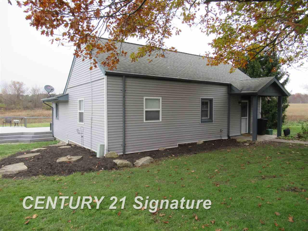 8454 Potter Road Flushing, MI 48433 - Photo 2 of 30