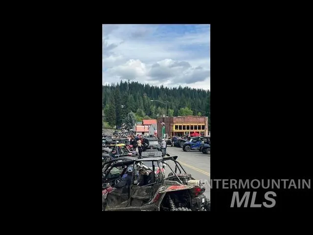 $460,000 | 112 Main Street, Elk River, ID 83827