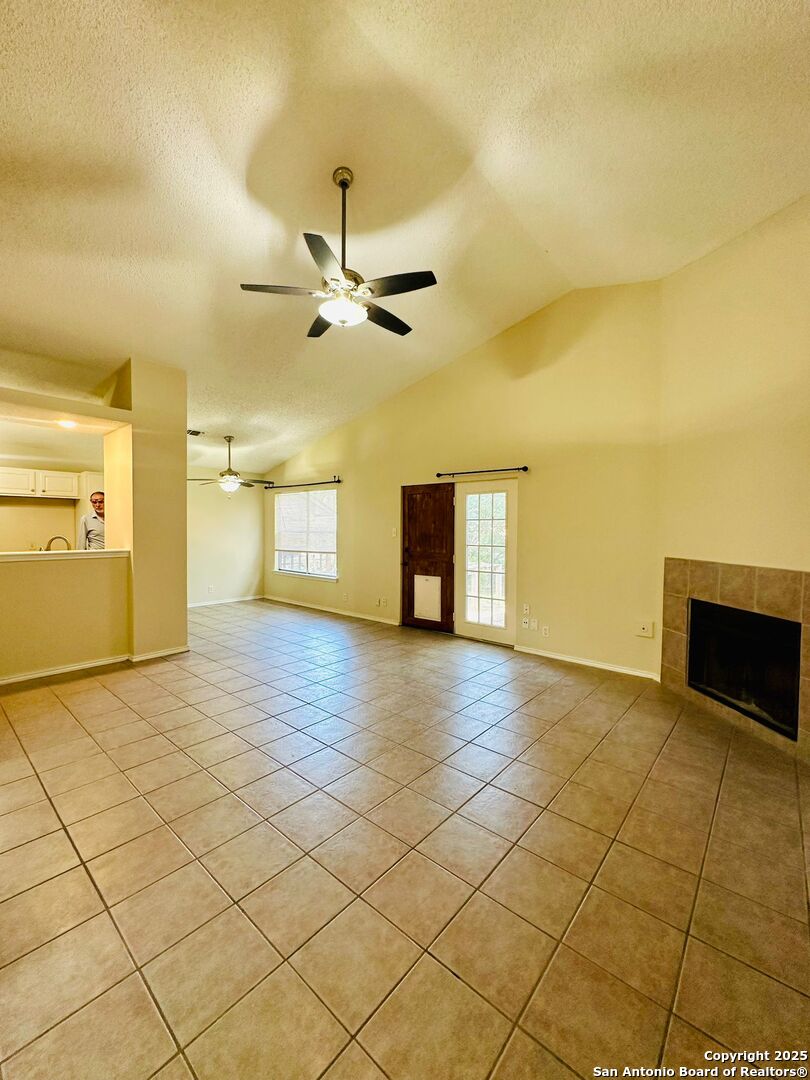 7906 Forest Ranch Live Oak, TX 78233 - Photo 6 of 29