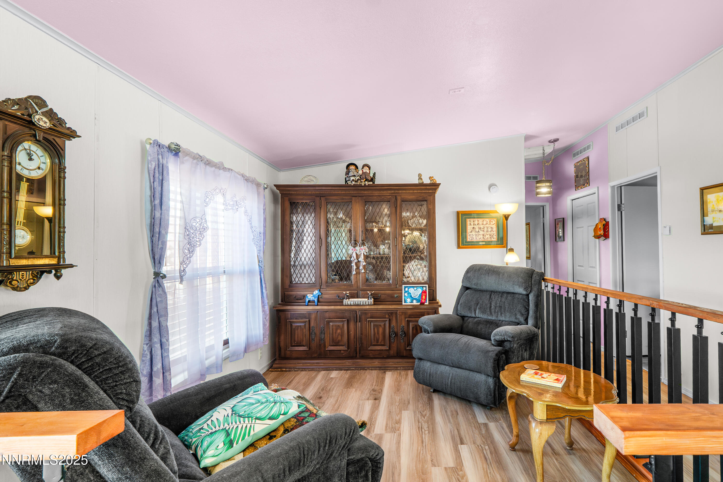 8975 Diamond Drive Winnemucca, NV 89445 - Photo 13 of 46 Sitting Room