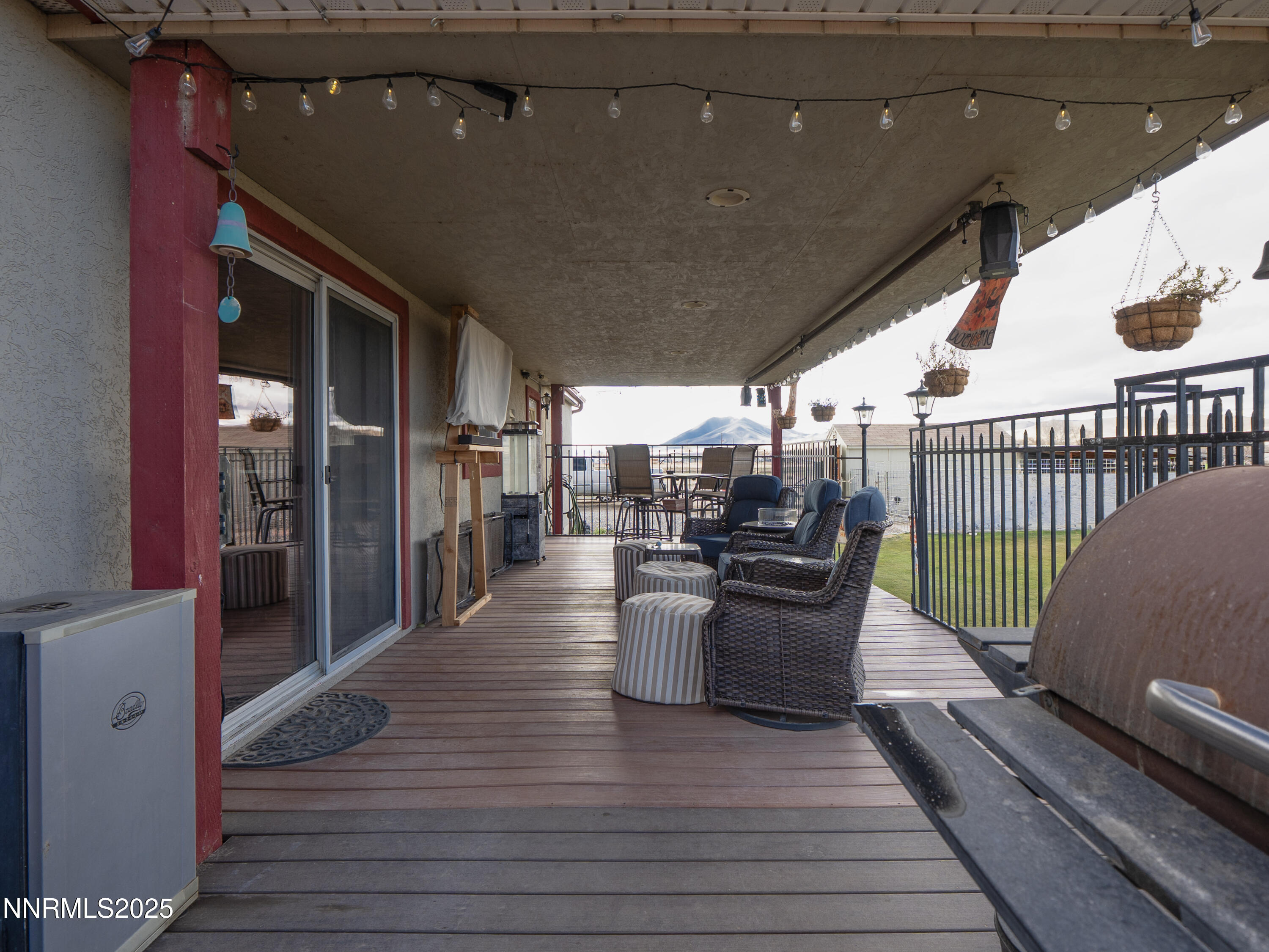 8975 Diamond Drive Winnemucca, NV 89445 - Photo 37 of 46 back deck
