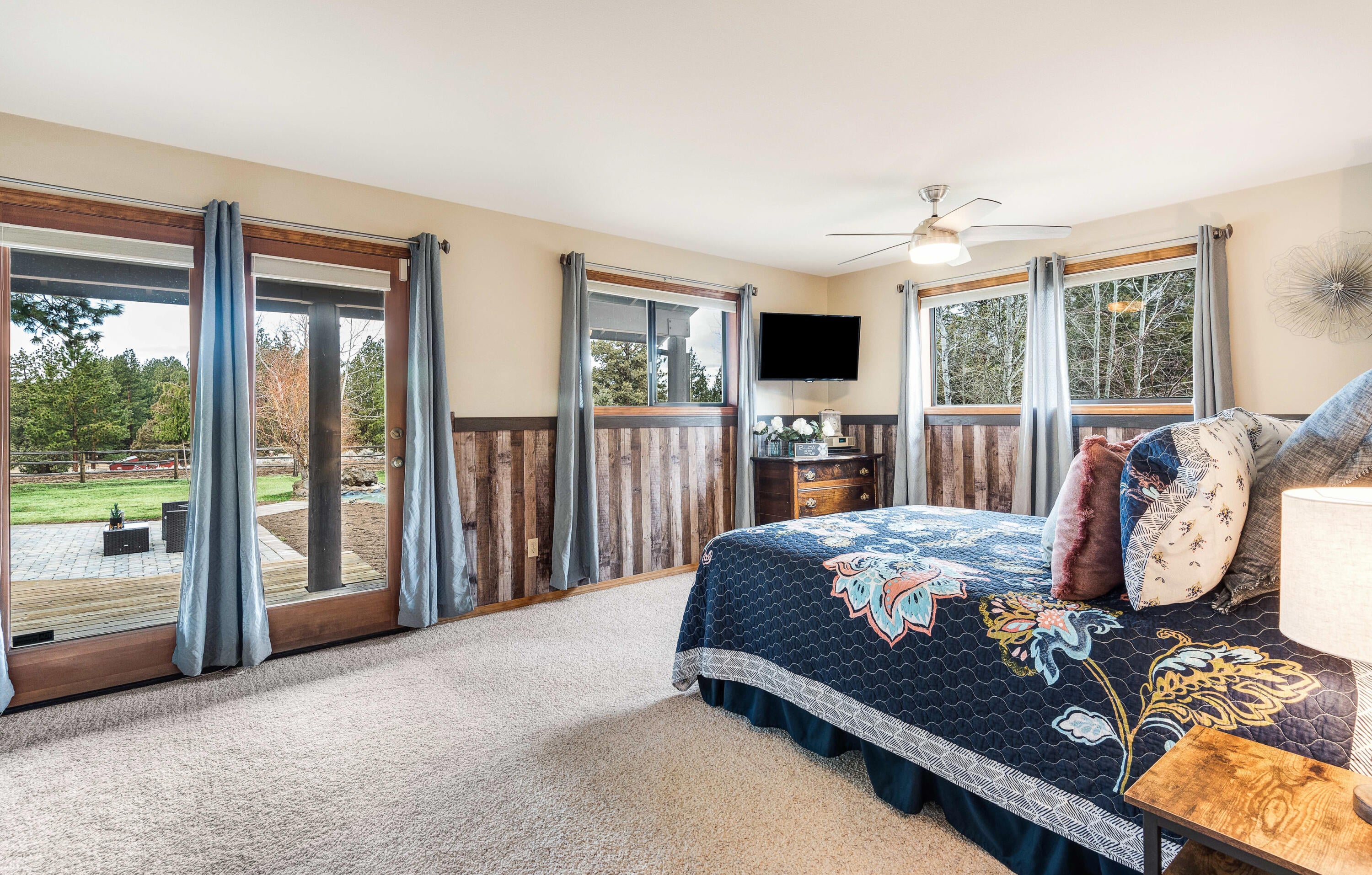 60234 Tekampe Road Bend, OR 97702 - Photo 19 of 35 19