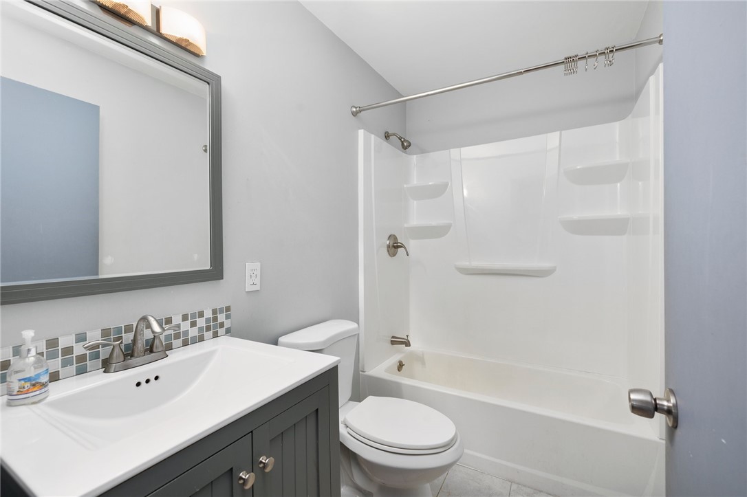 720 S Road South Kingstown, RI 02879 - Photo 18 of 33 First Floor Full Bathroom