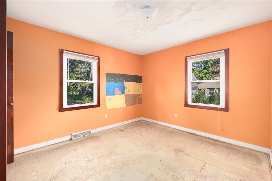 720 S Road South Kingstown, RI 02879 - Photo 19 of 33 First Floor Den