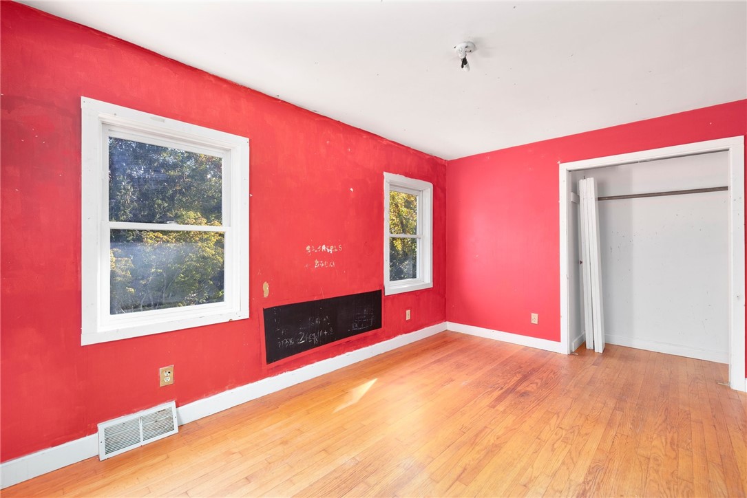 720 S Road South Kingstown, RI 02879 - Photo 21 of 33 Second Floor Bedroom 1