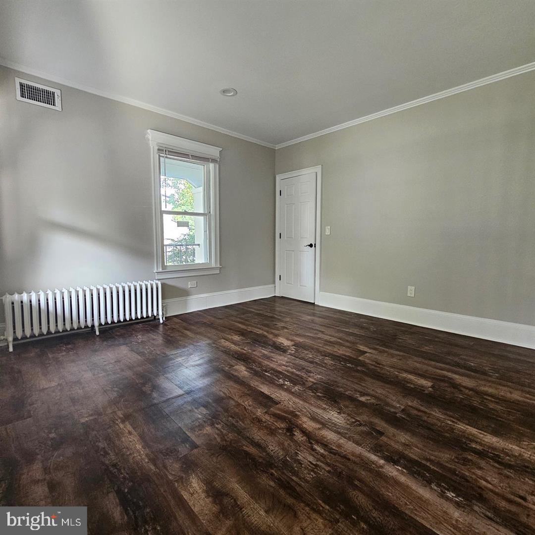 2635 Nottingham Way, Unit 1 Hamilton, NJ 08619 - Photo 8 of 10 Bright and airy room with charm.