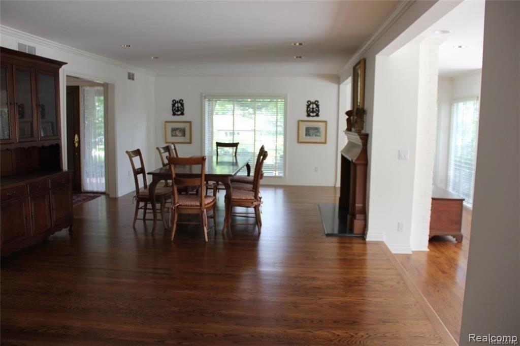 32577 Wing Lake Road Franklin, MI 48025 - Photo 31 of 37