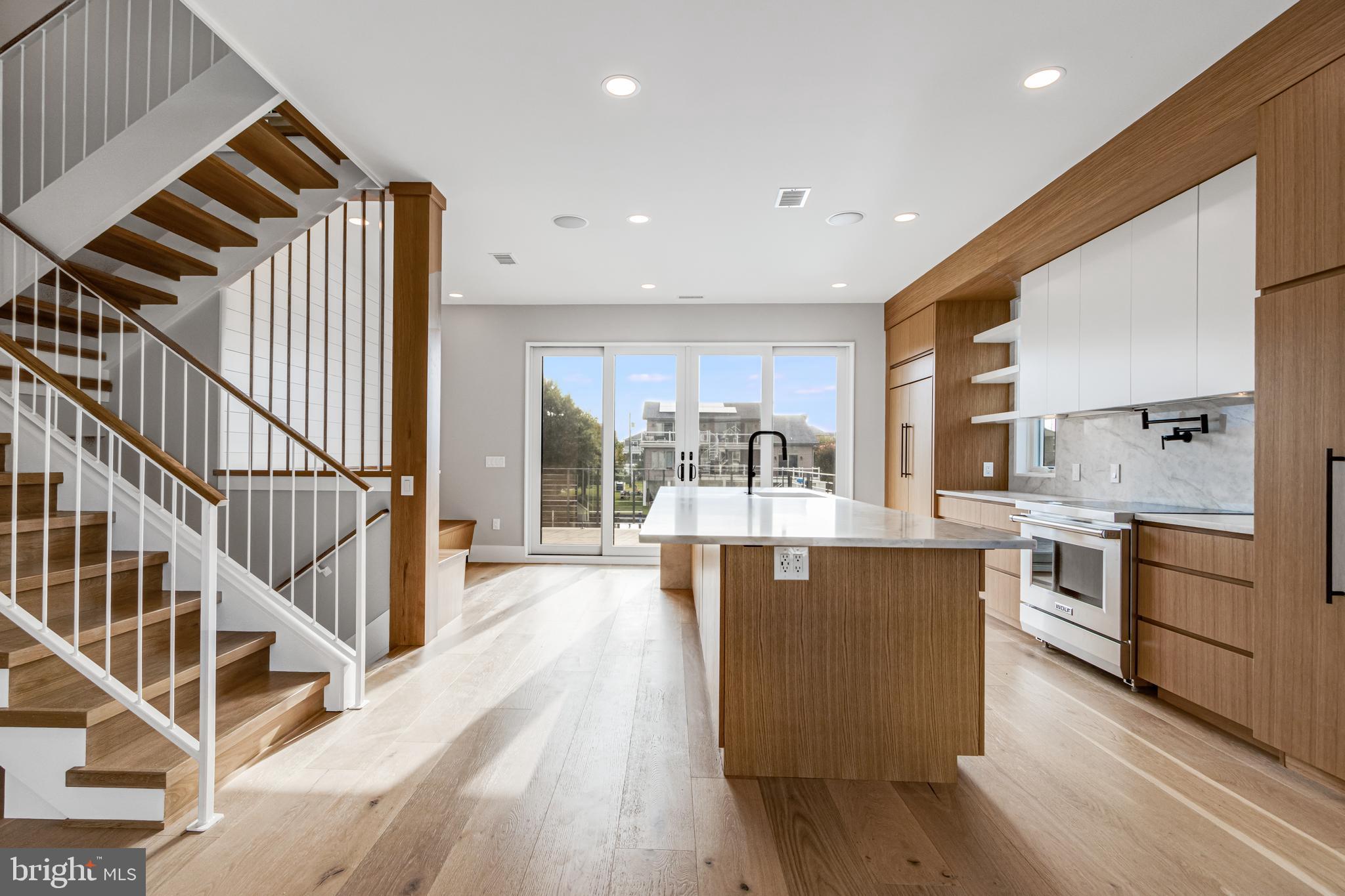 316 York Road Bethany Beach, DE 19930 - Photo 5 of 104