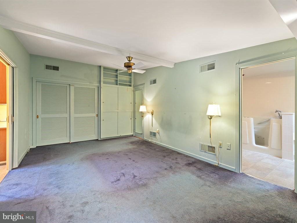 355 Oaklyn Road Lebanon, PA 17042 - Photo 15 of 28 Owners' suite custom closets
