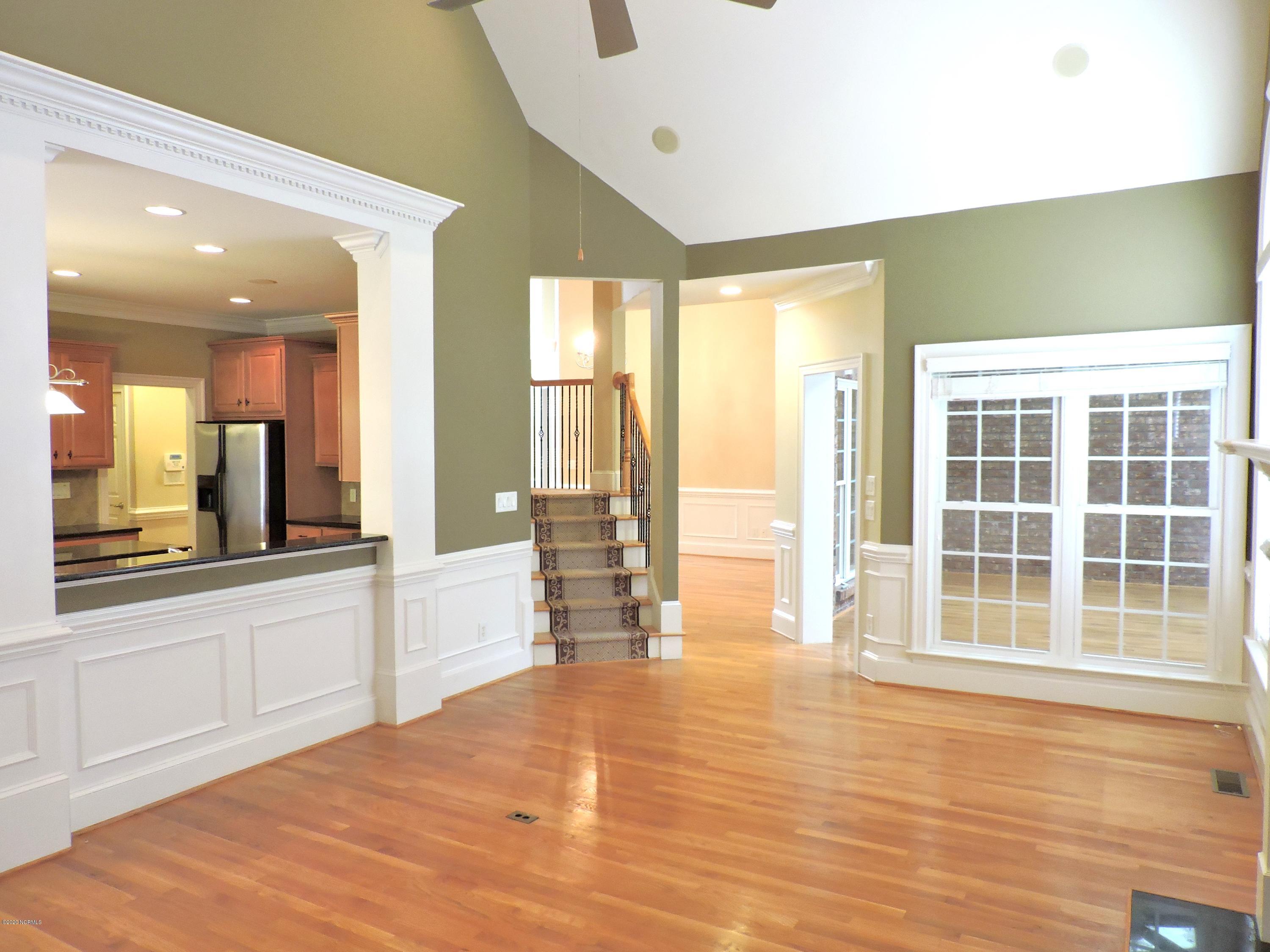 800 Compton Road Greenville, NC 27858 - Photo 19 of 41 Greatroom View 2