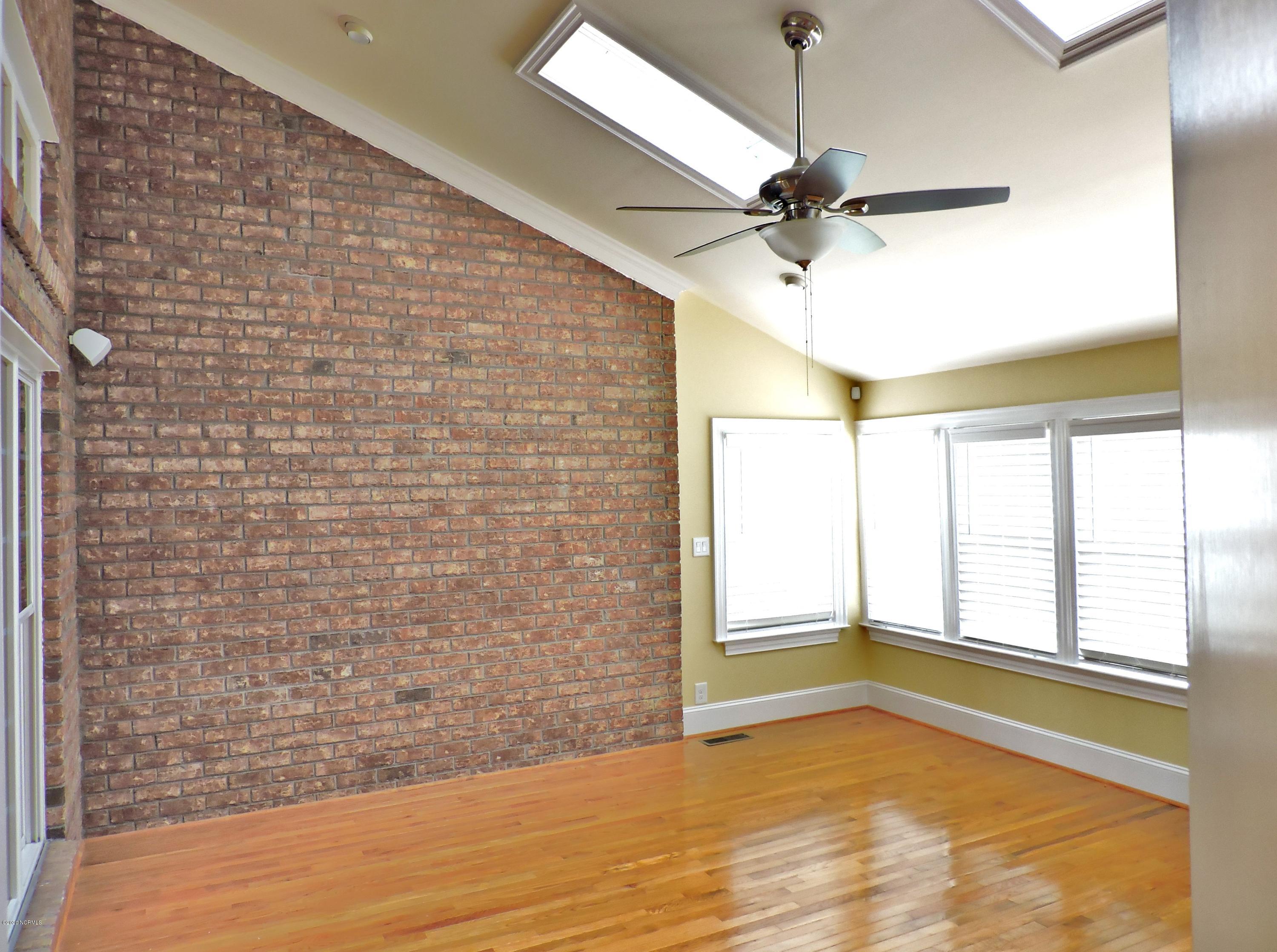 800 Compton Road Greenville, NC 27858 - Photo 32 of 41 Sunroom View 3