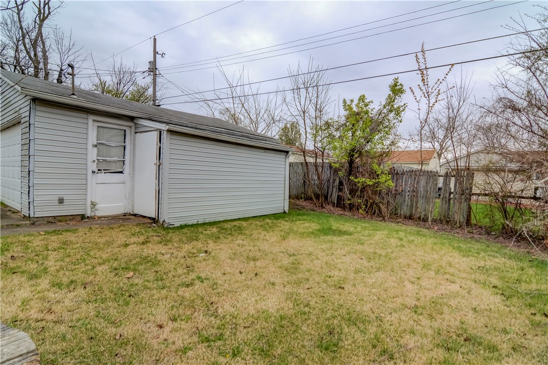 11 Meadow Terrace Drive Decatur, IL 62521 - Photo 22 of 23 Backyard