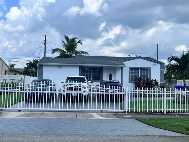 $470,000 | 2503 Wiley Street, Hollywood, FL 33020