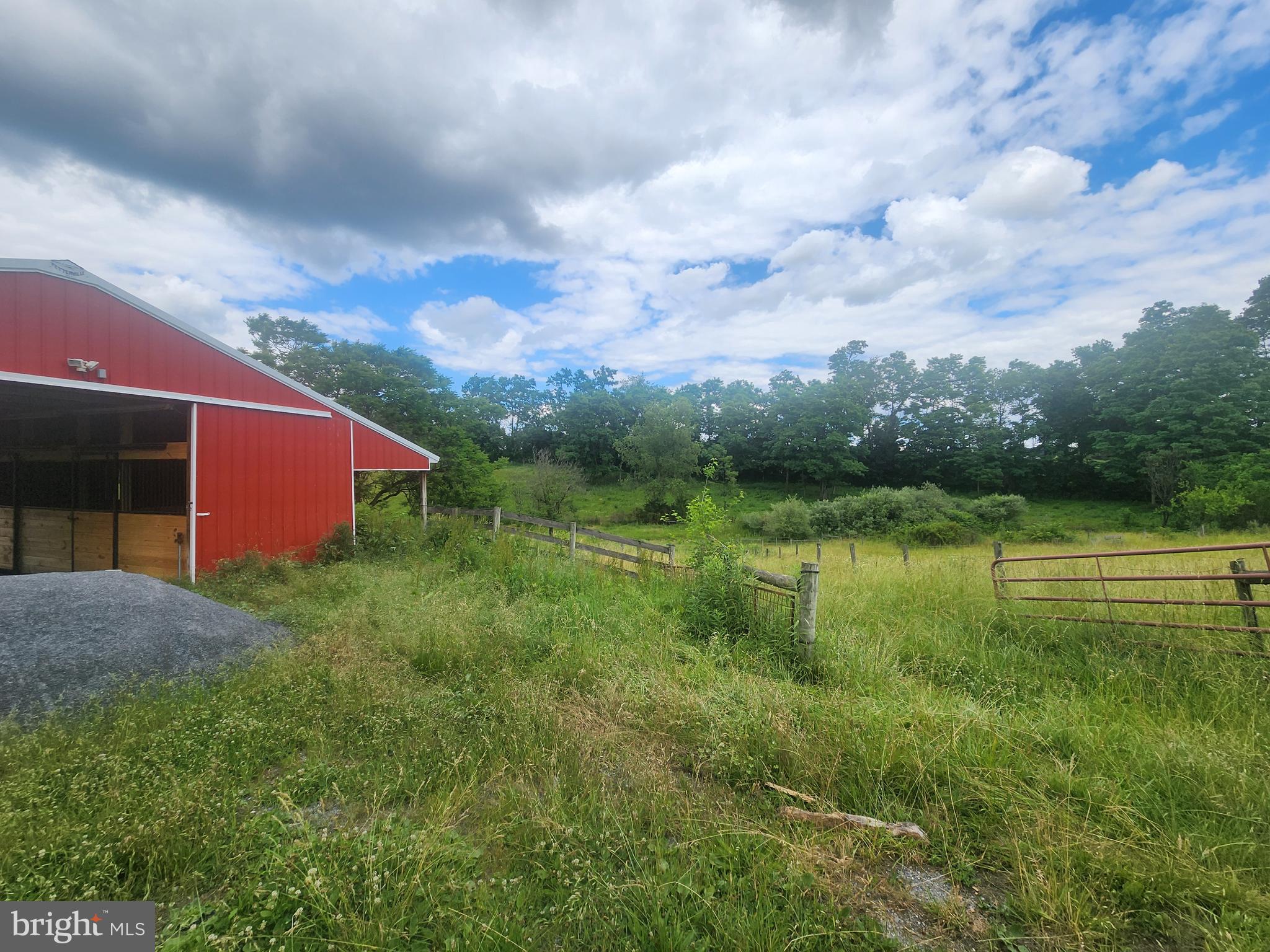 2296 Valley Road Manheim, PA 17545 - Photo 43 of 80
