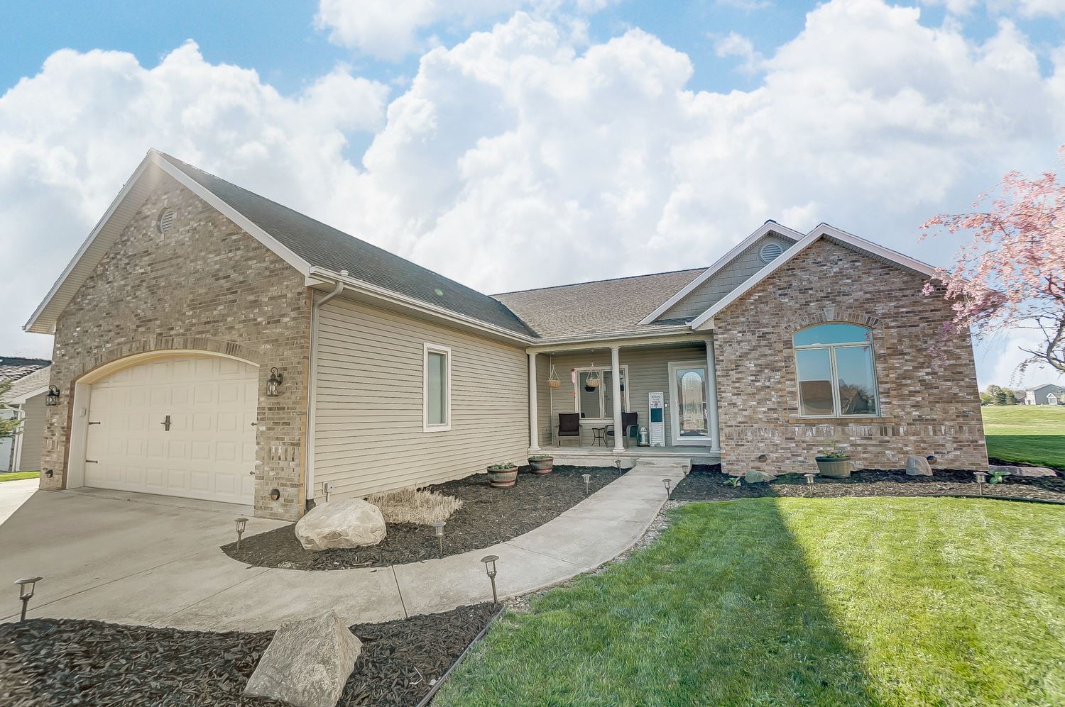 2321 Tiger Trail Decatur, IN 46733 - Photo 2 of 36