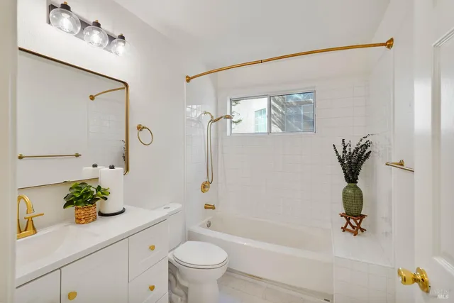 $775,000 | 2220 Fox Glen Drive, Fairfield, CA 94534