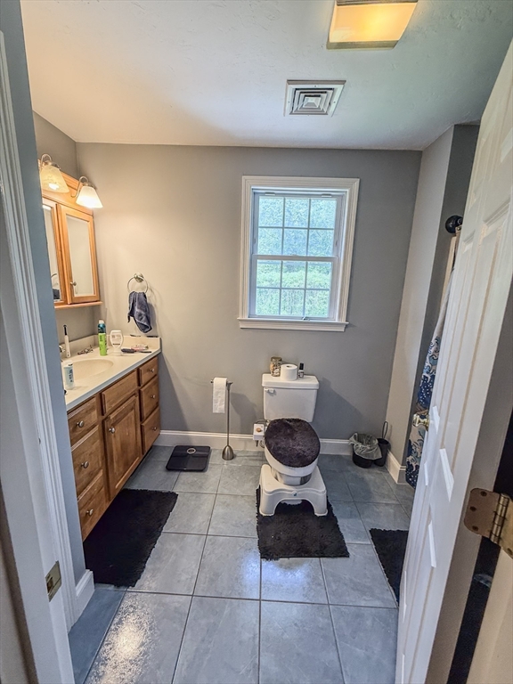 41 Bushnell Road Sturbridge, MA 01566 - Photo 16 of 34 Gallery Image 16