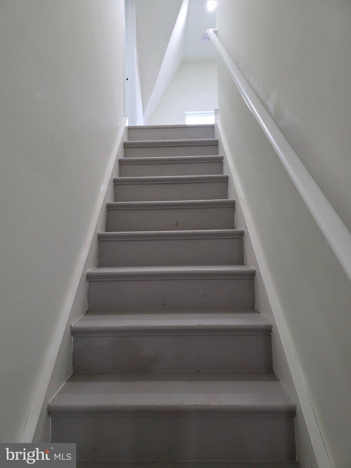 625 Cooper Street, Unit B Beverly, NJ 08010 - Photo 12 of 13 Gallery Image 12