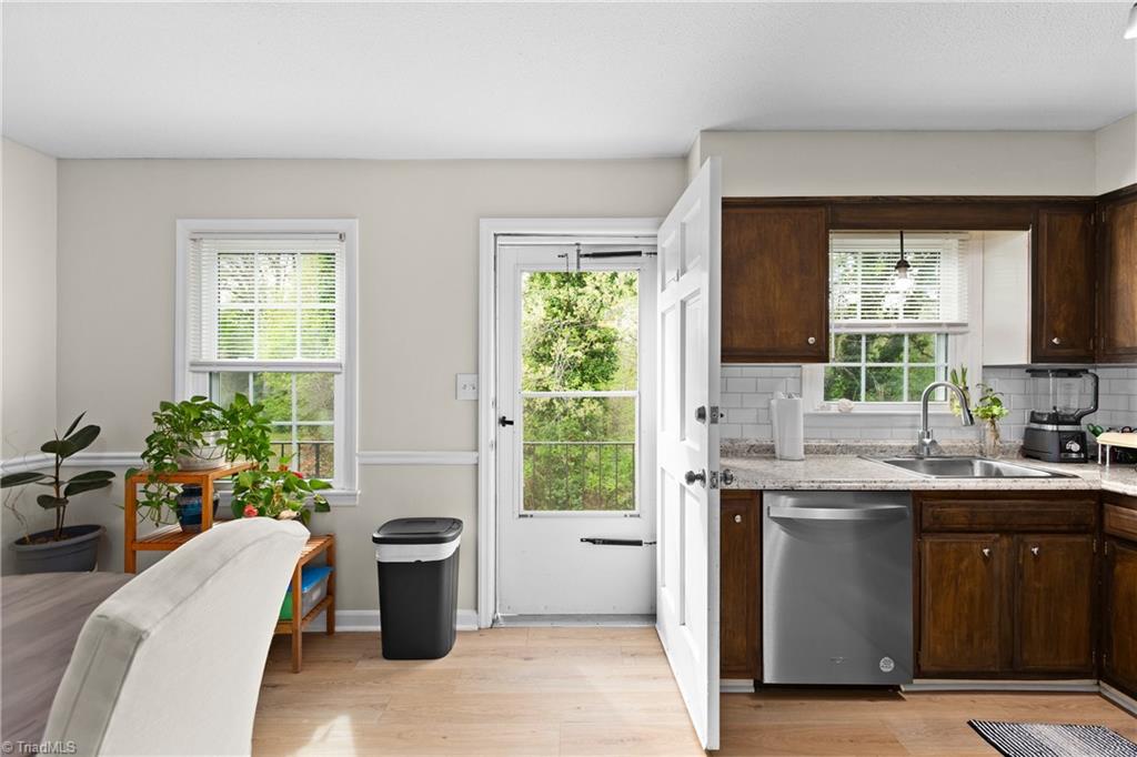 1007 Robinhood Road, Unit C High Point, NC 27262 - Photo 16 of 26