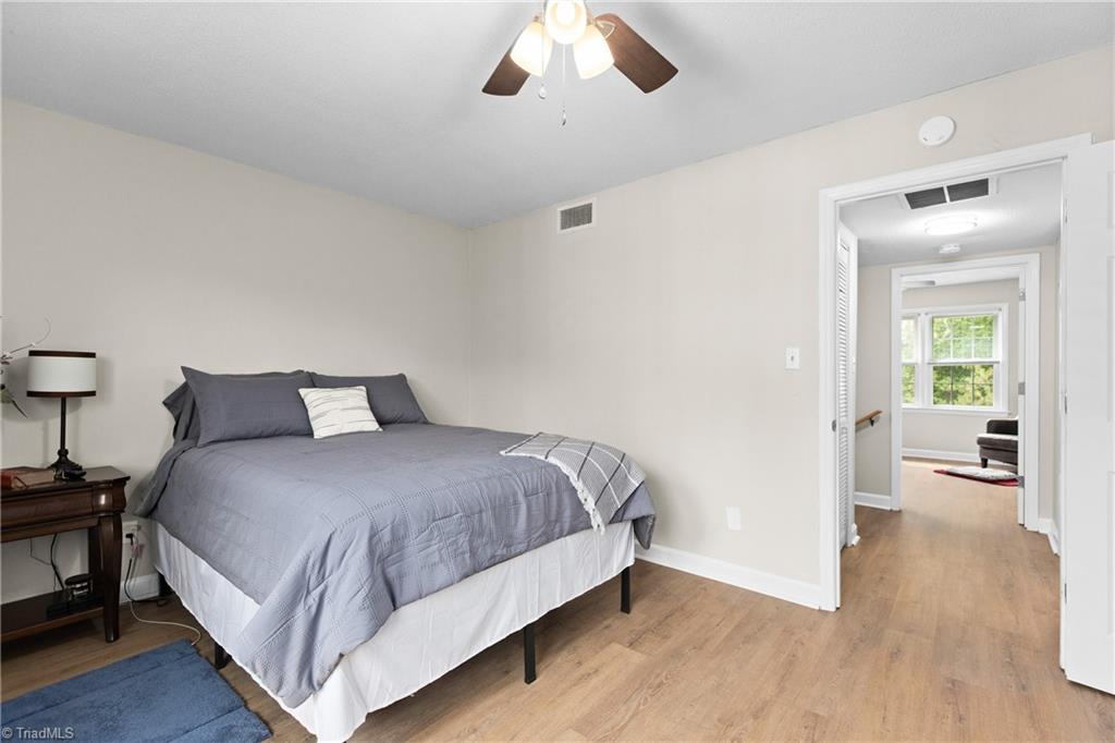 1007 Robinhood Road, Unit C High Point, NC 27262 - Photo 18 of 26