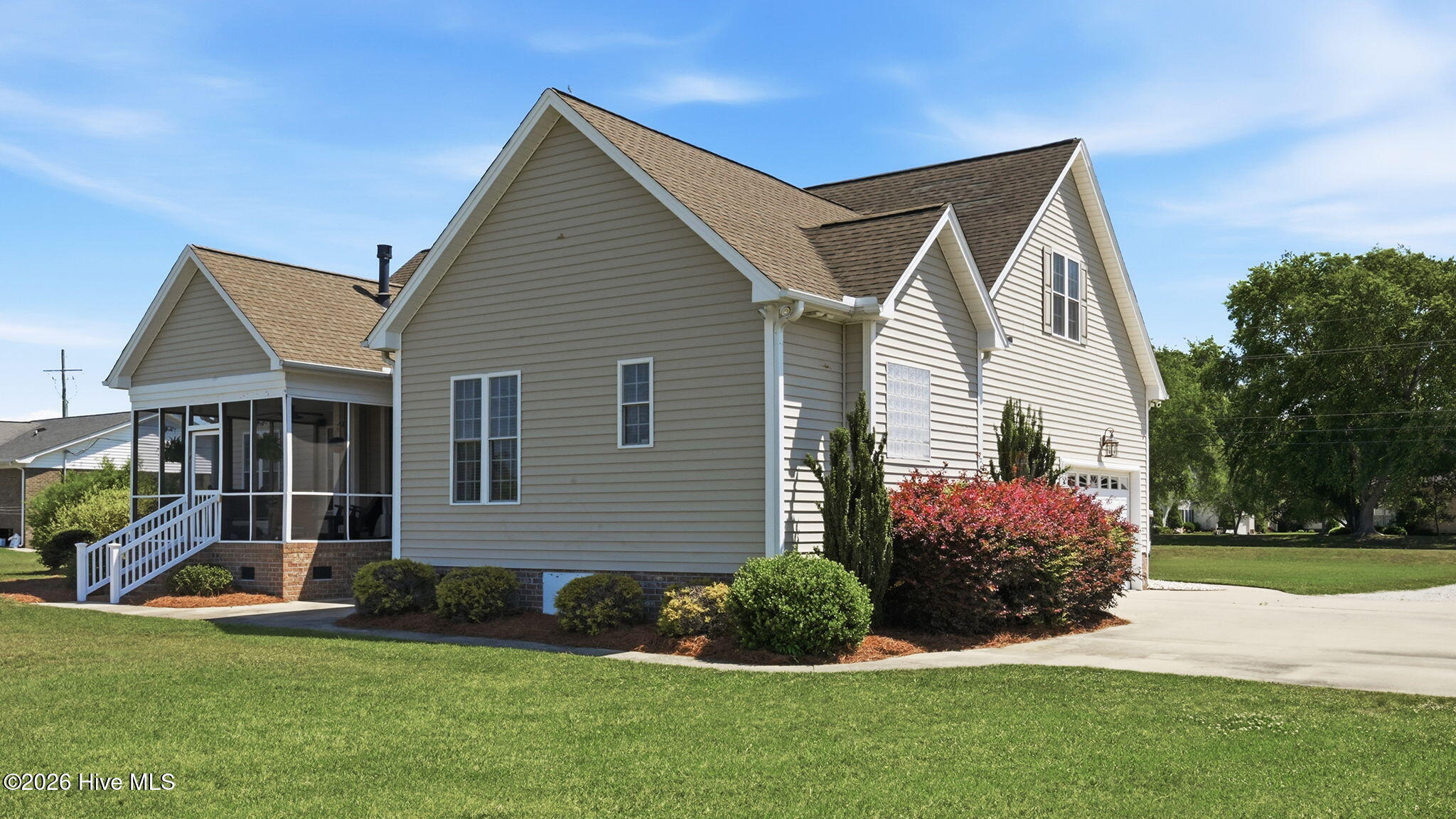 4-web-or-mls-5142 Corey Road-8