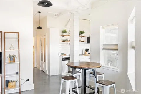 $349,997 | 3929 Bridge Way North, Unit 101, Seattle, WA 98103