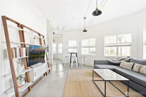 $349,997 | 3929 Bridge Way North, Unit 101, Seattle, WA 98103