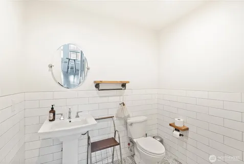 $349,997 | 3929 Bridge Way North, Unit 101, Seattle, WA 98103