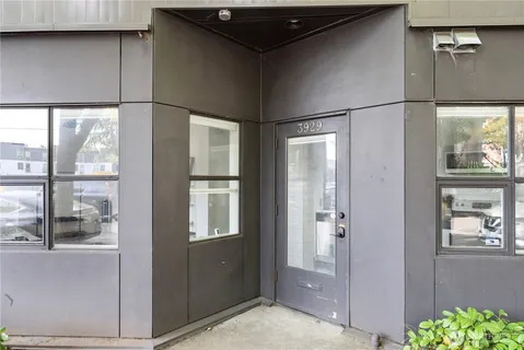 $349,997 | 3929 Bridge Way North, Unit 101, Seattle, WA 98103