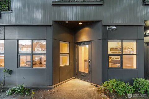 $349,997 | 3929 Bridge Way North, Unit 101, Seattle, WA 98103