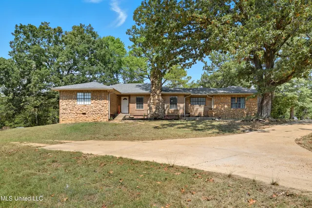 $338,000 | 108 Wynndale Lake Road, Terry, MS 39170