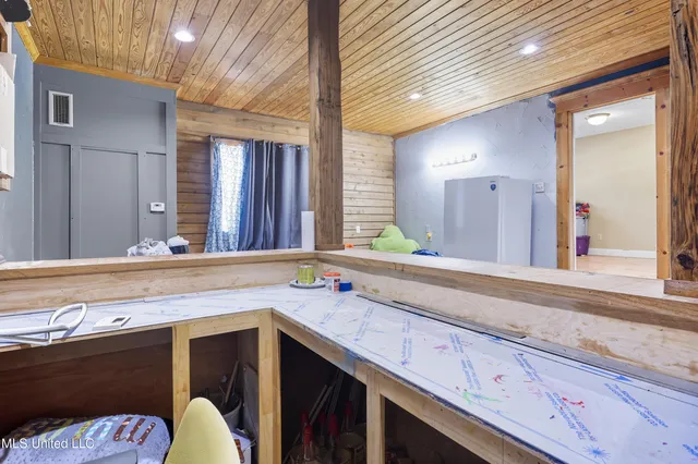 $338,000 | 108 Wynndale Lake Road, Terry, MS 39170