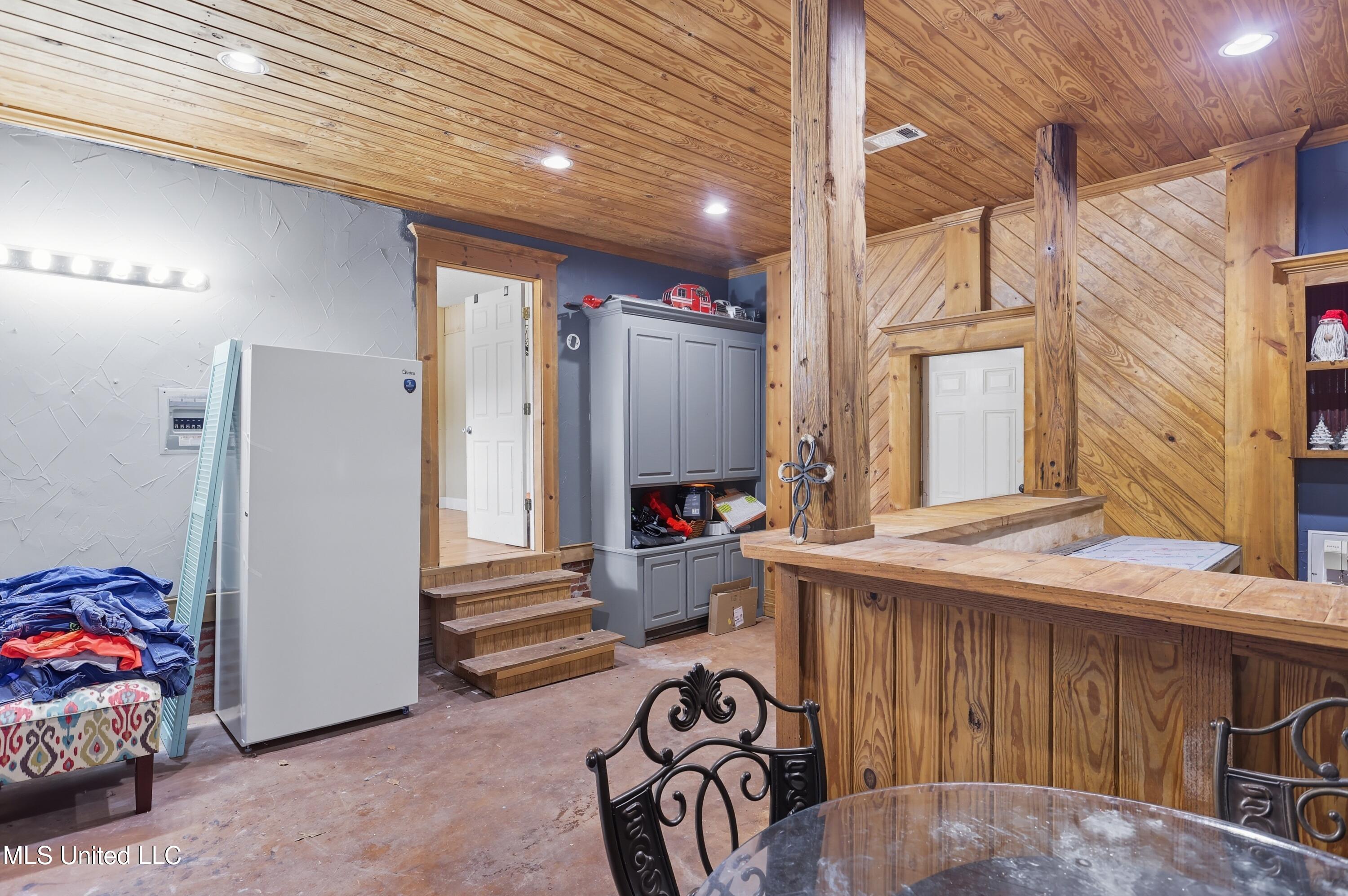 108 Wynndale Lake Road Terry, MS 39170 - Photo 31 of 41 108 Wynndale Lake Road