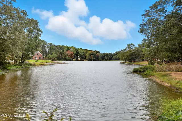 $338,000 | 108 Wynndale Lake Road, Terry, MS 39170