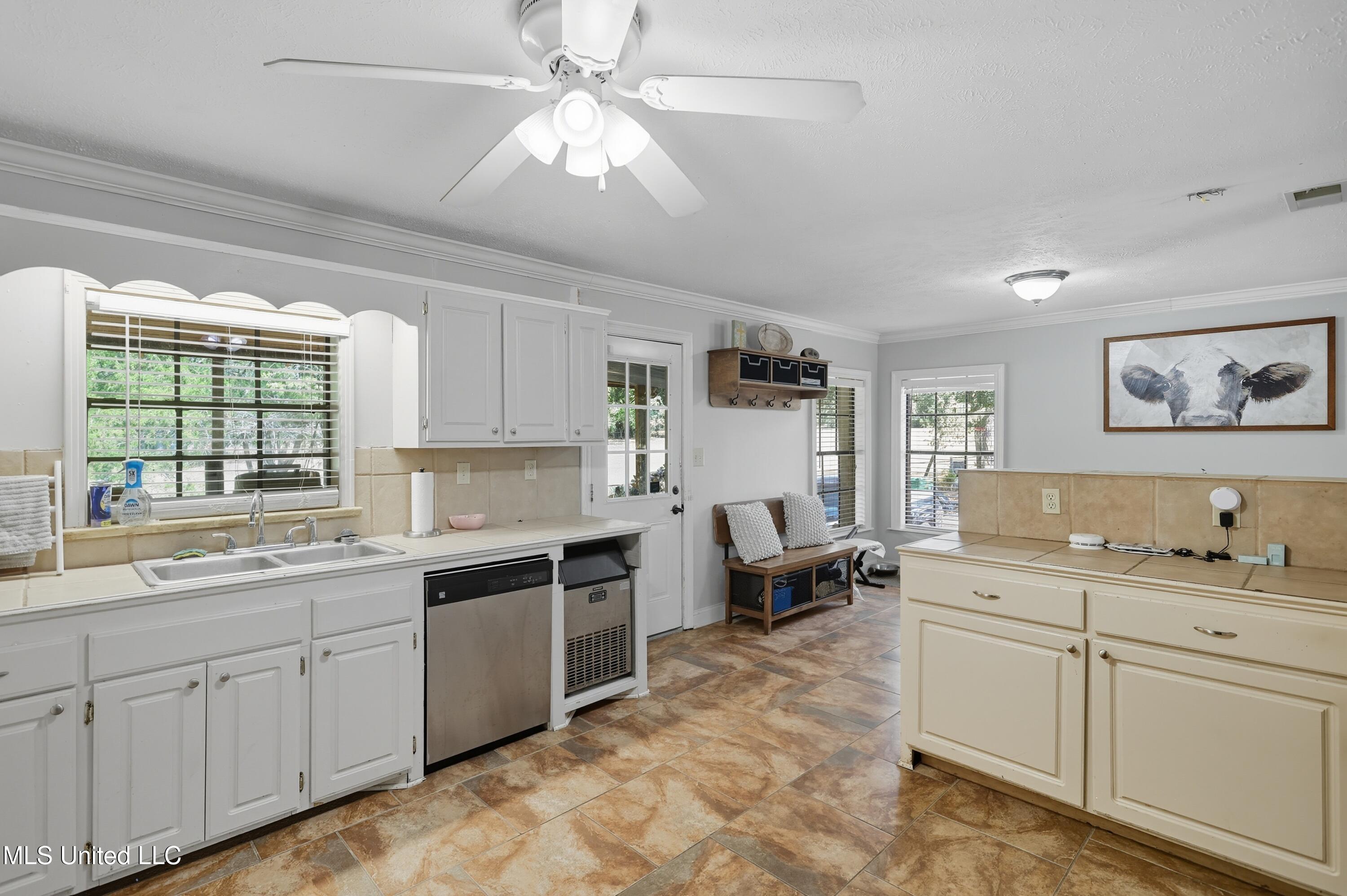 108 Wynndale Lake Road Terry, MS 39170 - Photo 10 of 41 108 Wynndale Lake Road