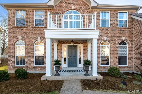 $500,000 | 944 Emerald Oaks Court, Eureka, MO 63025