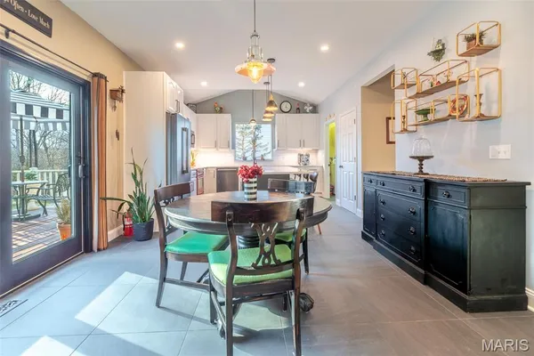 $500,000 | 944 Emerald Oaks Court, Eureka, MO 63025