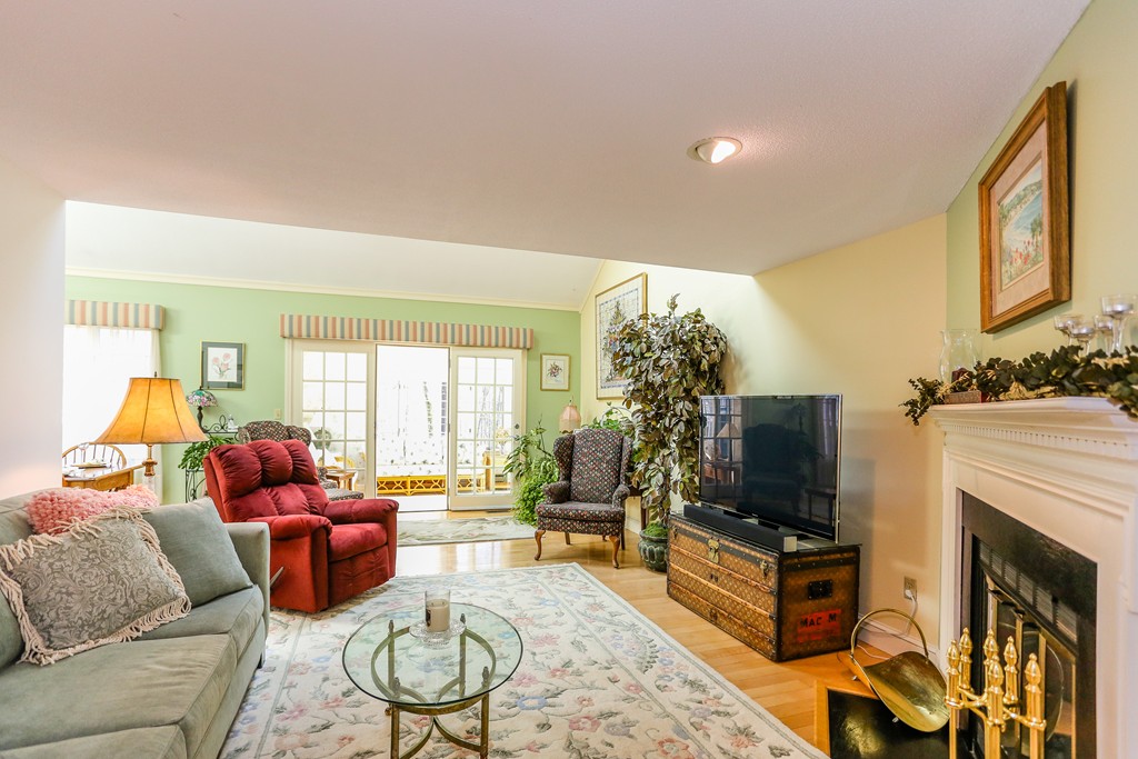 71 Fuller Pond Road, Unit 71 Middleton, MA 01949 - Photo 10 of 22 Gallery Image 10
