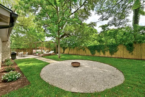 $425,000 | 7110 Windrift Way, Austin, TX 78745