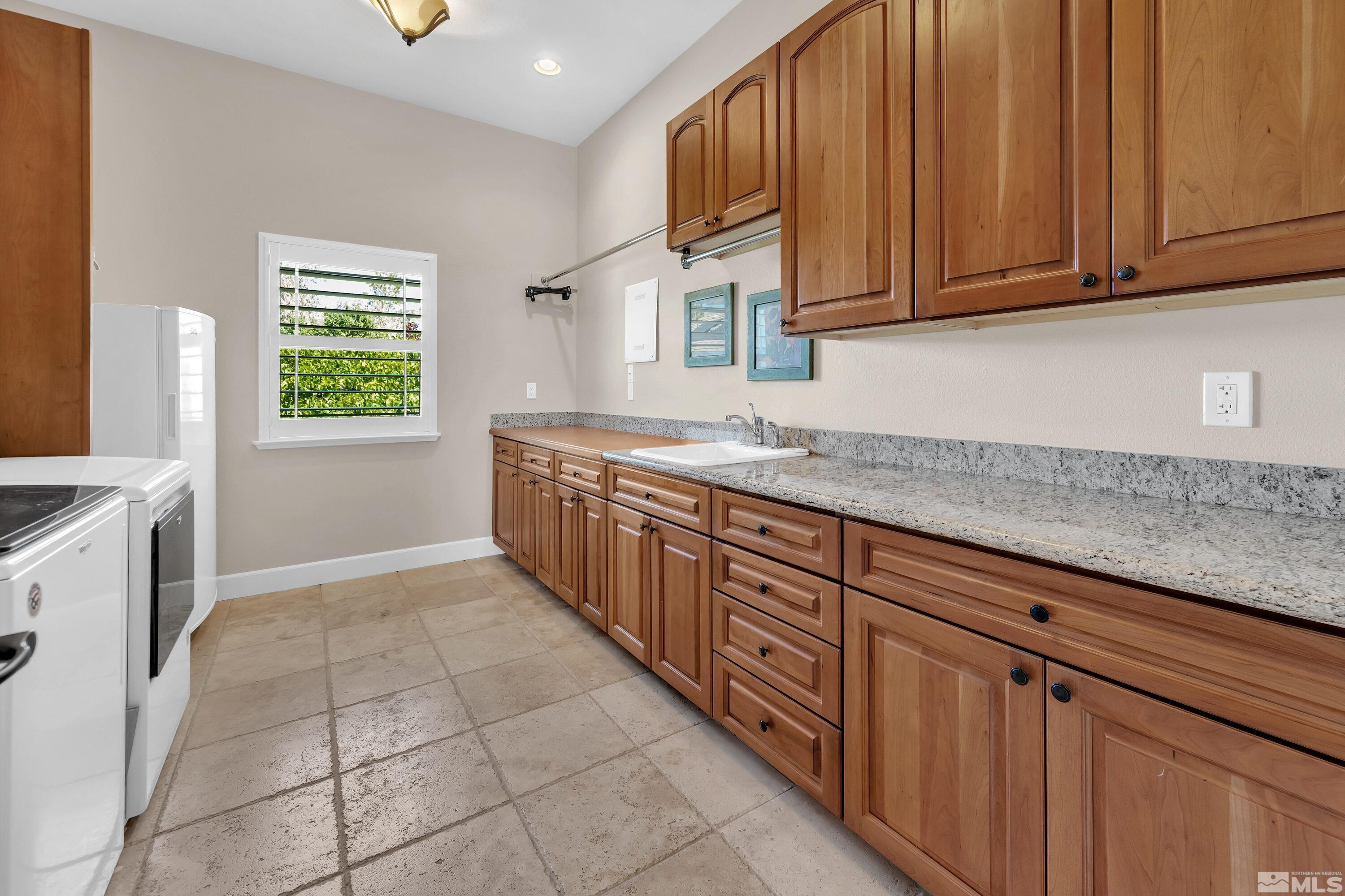 3740 West Hidden Valley Drive Reno, NV 89502 - Photo 25 of 31 Photo 25