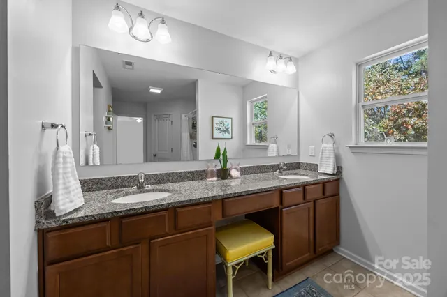 $420,000 | 125 Devynn Ridge Court, Mount Holly, NC 28120