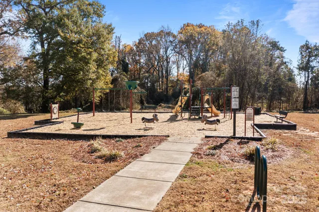 $420,000 | 125 Devynn Ridge Court, Mount Holly, NC 28120