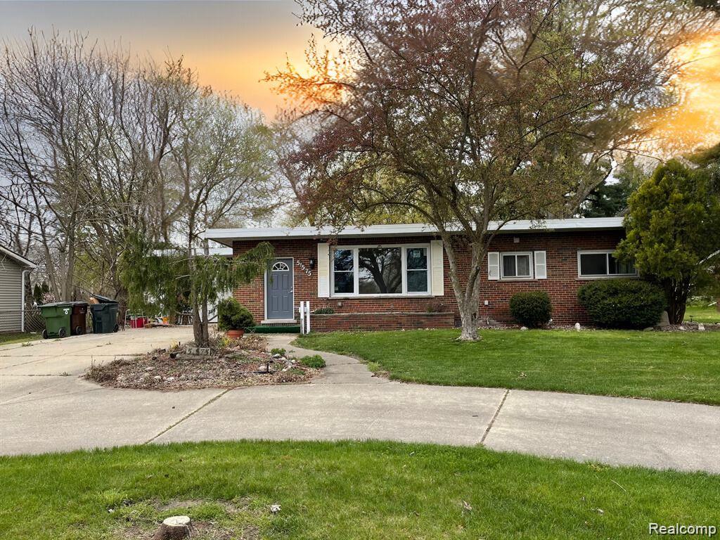 51575 Shelby Road Utica, MI 48316 - Photo 1 of 1