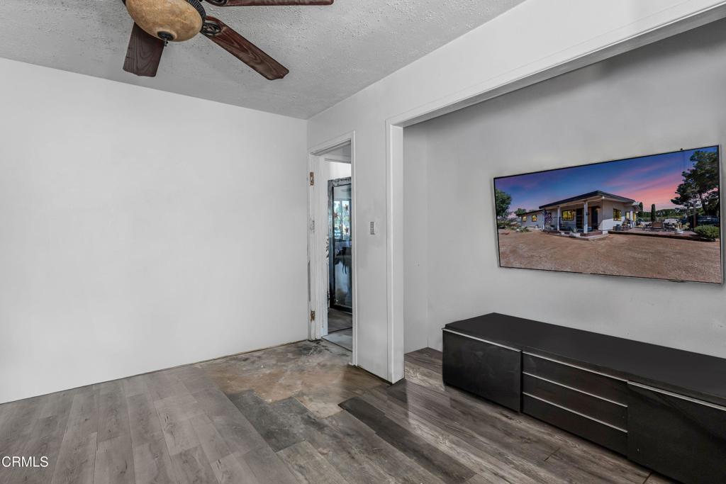 33011 Crown Valley Road Acton, CA 93510 - Photo 12 of 32