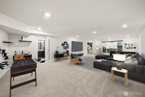 $859,999 | 33260 Glacier Avenue Southeast, Black Diamond, WA 98010